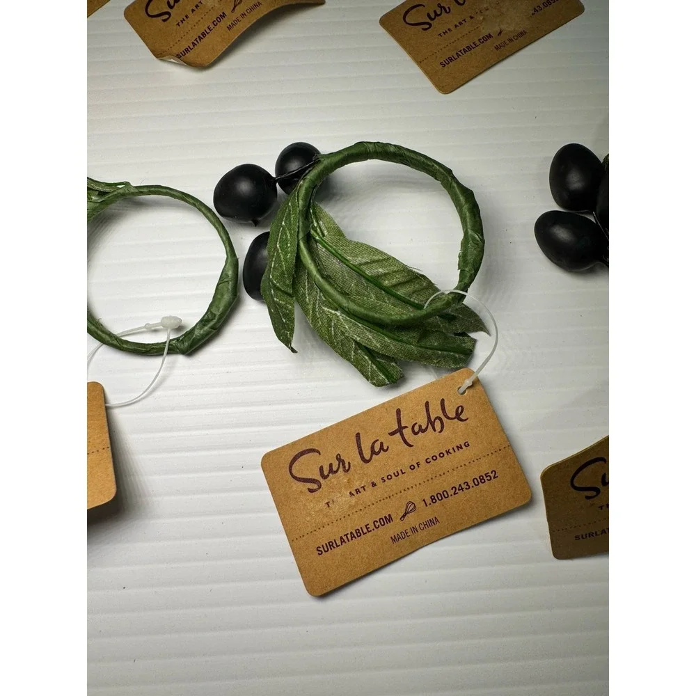 Set‎ of 8 Sur La Table Olive Napkin Rings Faux Olive Branch NEW